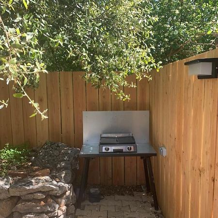 Joli Studio Independant 20M² Avec Jardin Saint-Maximin Exteriör bild